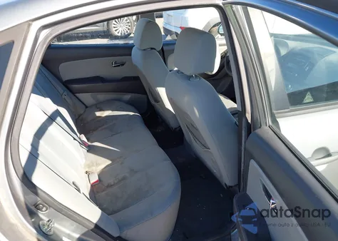 2010 Hyundai Elantra Gls z USA, uszkodzony, nr VIN KMHDU4AD6AU195817